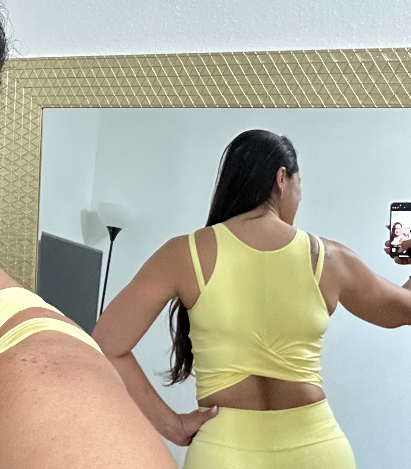 CROPPED CARNA YELLOW SENSE